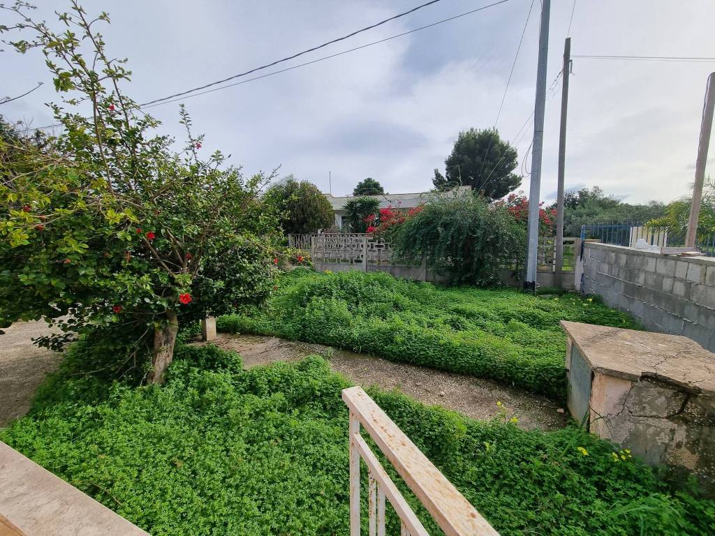 Villa a Alcamo in Via Scampati - Foto 3