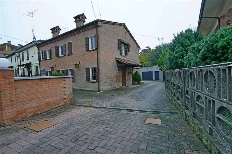 Casa indipendente a Ferrara in via x martiri, 171 - Foto 2