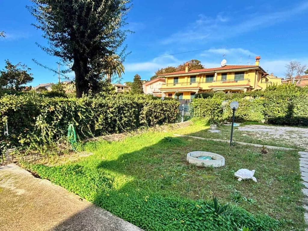 Villa a Anzio in Via Giovanni Pascoli - Foto 3