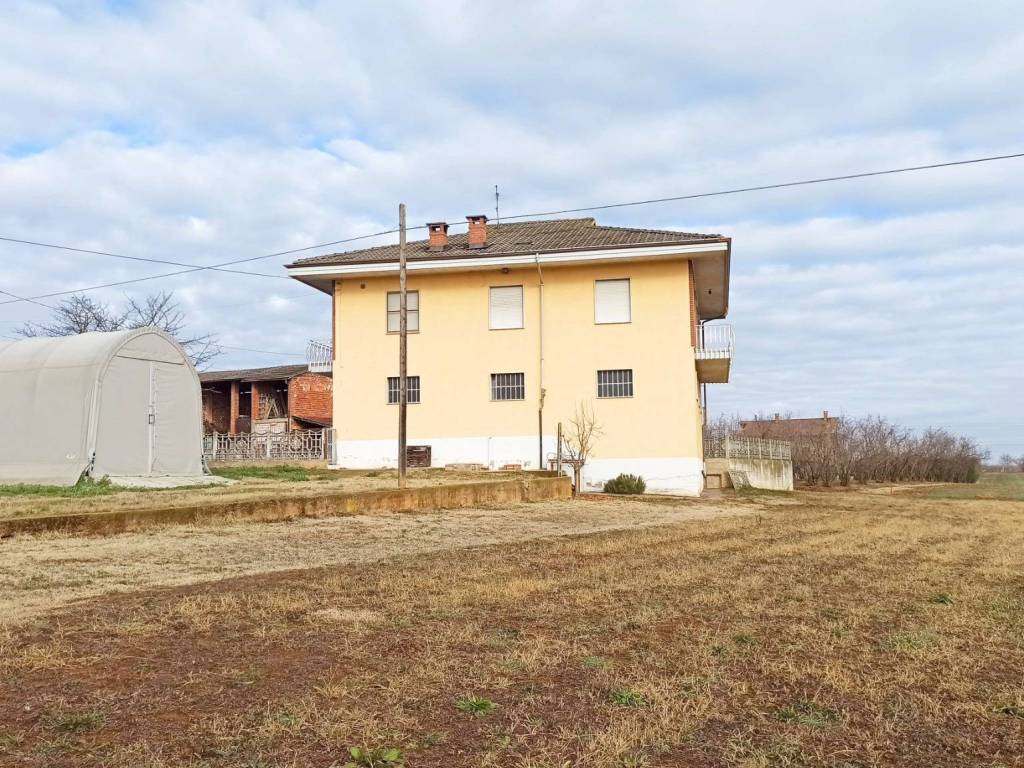Villa a Carrù in Strada Benevagienna, 77 - Foto 5