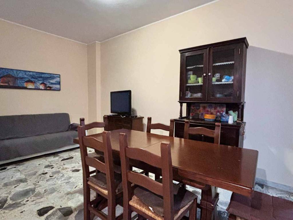 Appartamento a Pomezia in Via Rumenia - Foto 3
