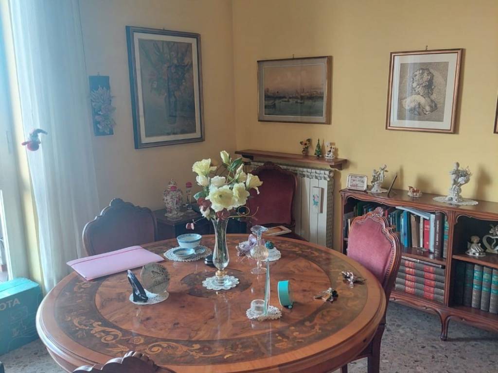 Appartamento a Gallarate in Via Arnaldo Fusinato - Foto 2