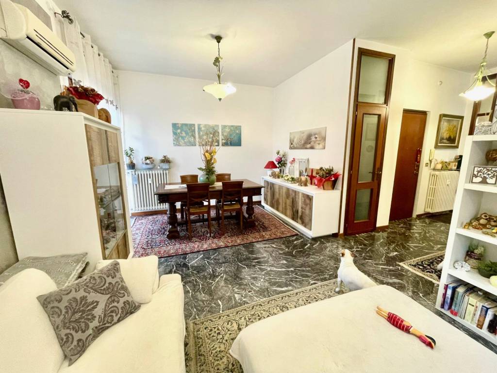 Appartamento a Asti in Via Alessandro Manzoni - Foto 4