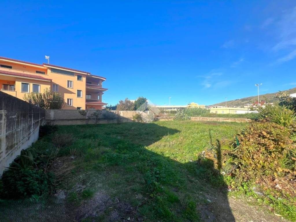 Terreno a Mondragone in Via salvo d'acquisto - Foto 2