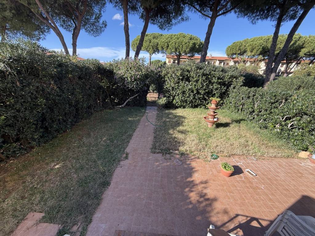 Villa a Capalbio in Circonvallazione Enrico Berlinguer - Foto 2