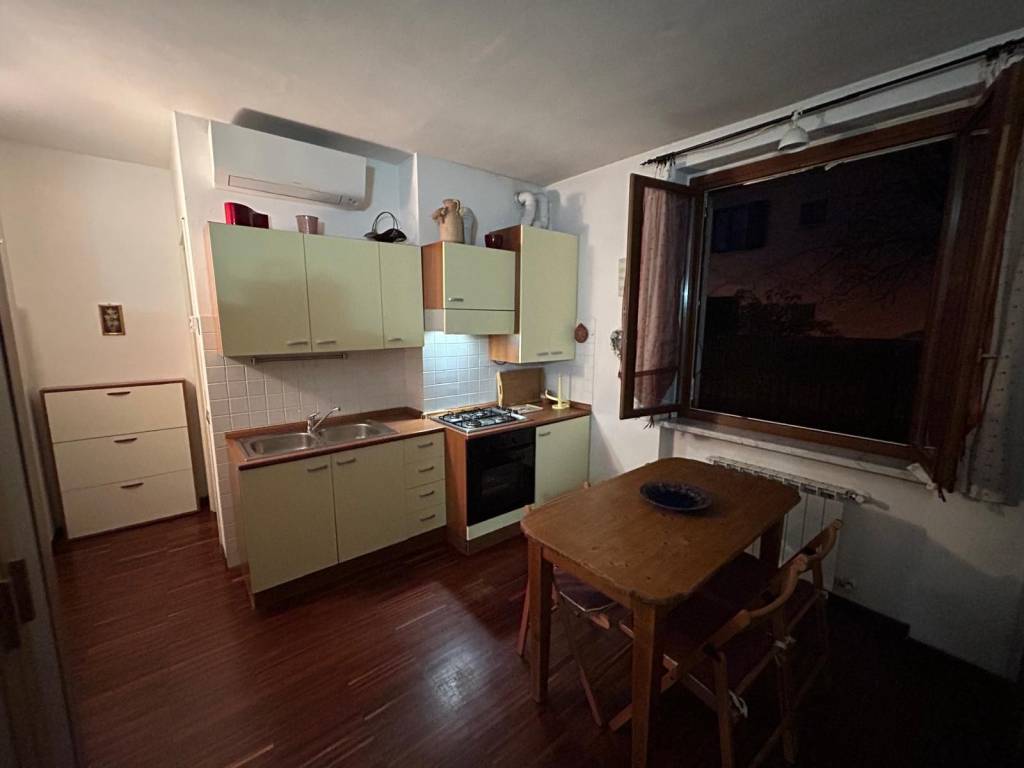 Appartamento a Sarzana in Via Variante Aurelia - Foto 2