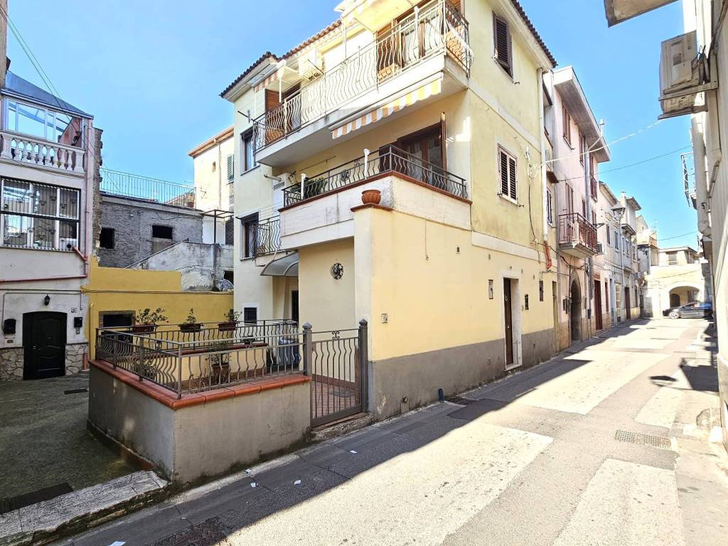 Appartamento a Roccapiemonte in Via Santa Maria delle Grazie, 9 - Foto 2
