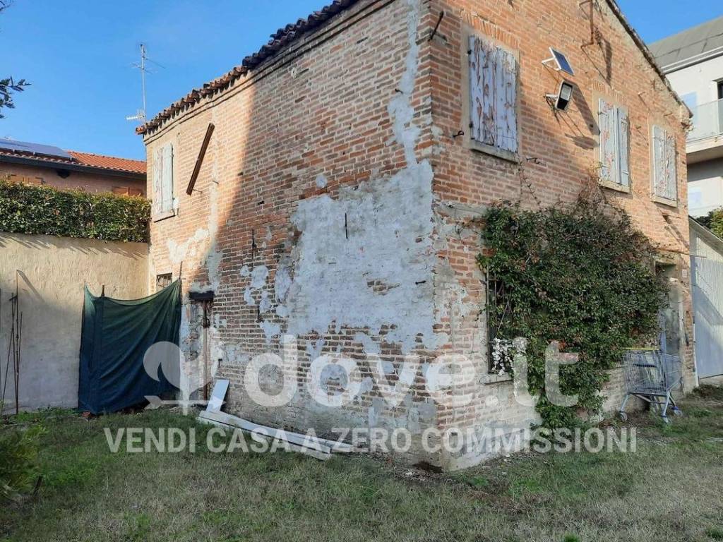 Rustico / casale a Ferrara in Via Giuseppe Fabbri, 192 - Foto 4