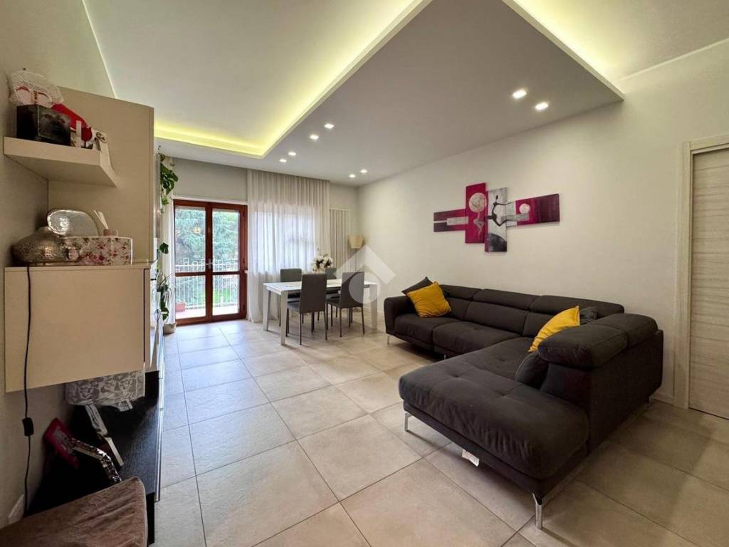 Appartamento a Rende in Via Valle del Neto, 27 - Foto 3