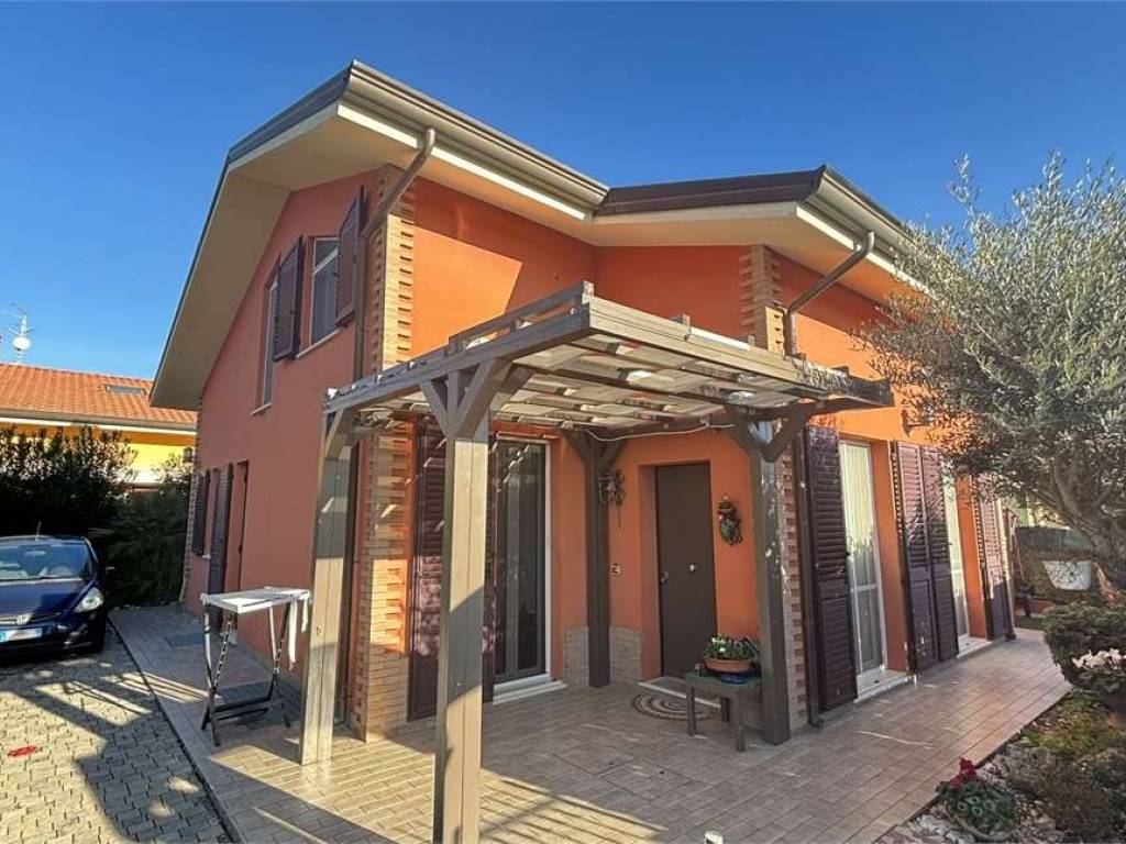 Villa a Rimini in Via delle Cascine, 34 - Foto 2