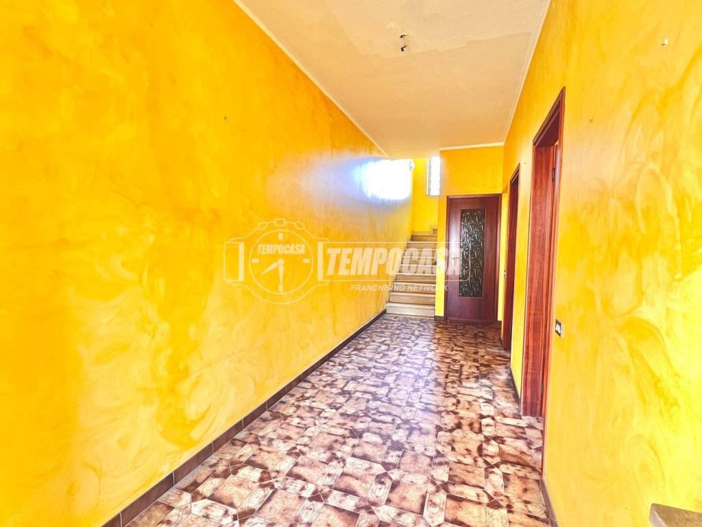 Casa indipendente a Lonate pozzolo in Via Giuseppe Garibaldi, 24 - Foto 2