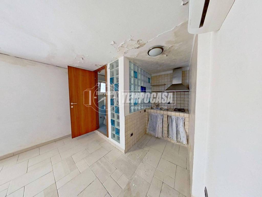 Appartamento a Triggiano in Via Giovanni Casalino 122 - Foto 2