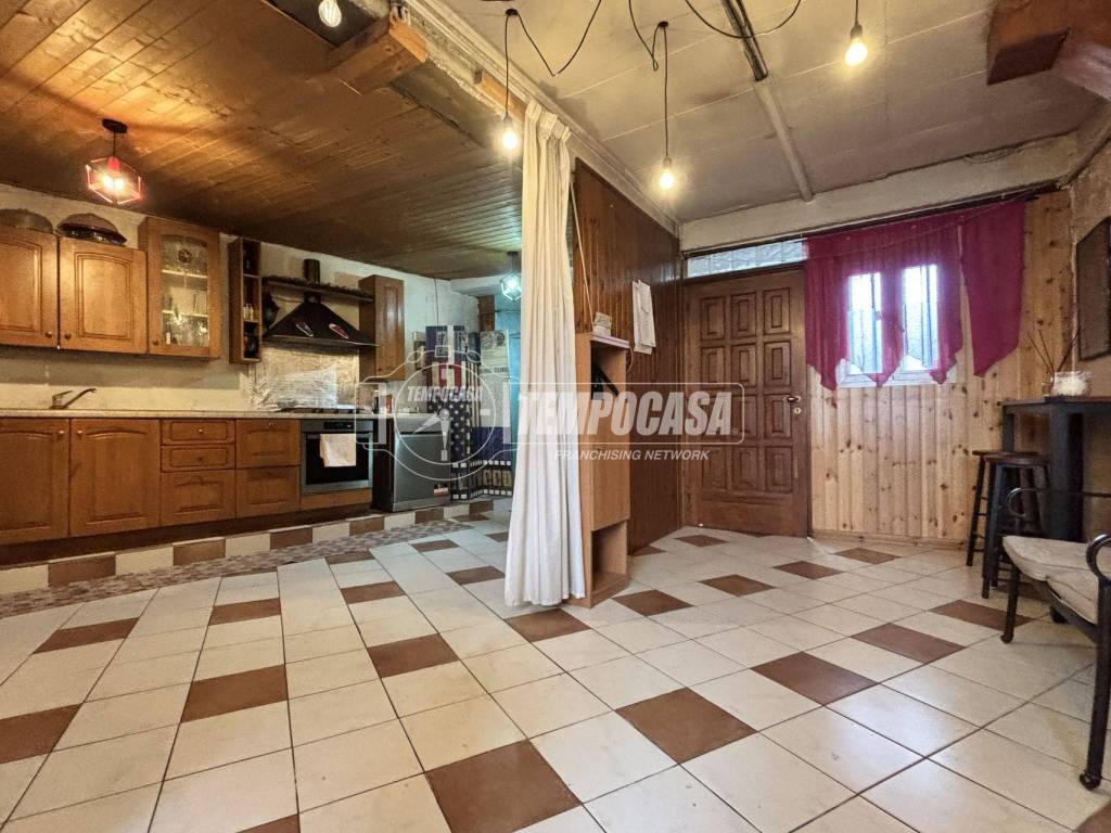 Casa indipendente a Biella in Via Antonio Bertola - Foto 2