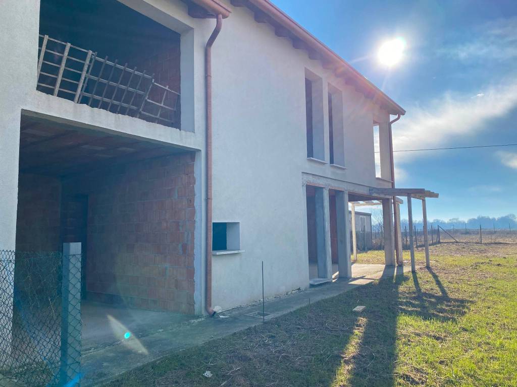 Villa a Campolongo maggiore in Via Rovine, 4 - Foto 5