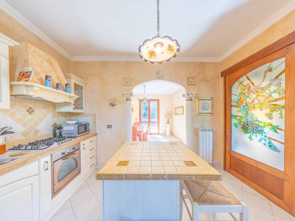 Villa a Frascati in Via Fontana Vecchia, 47 - Foto 4