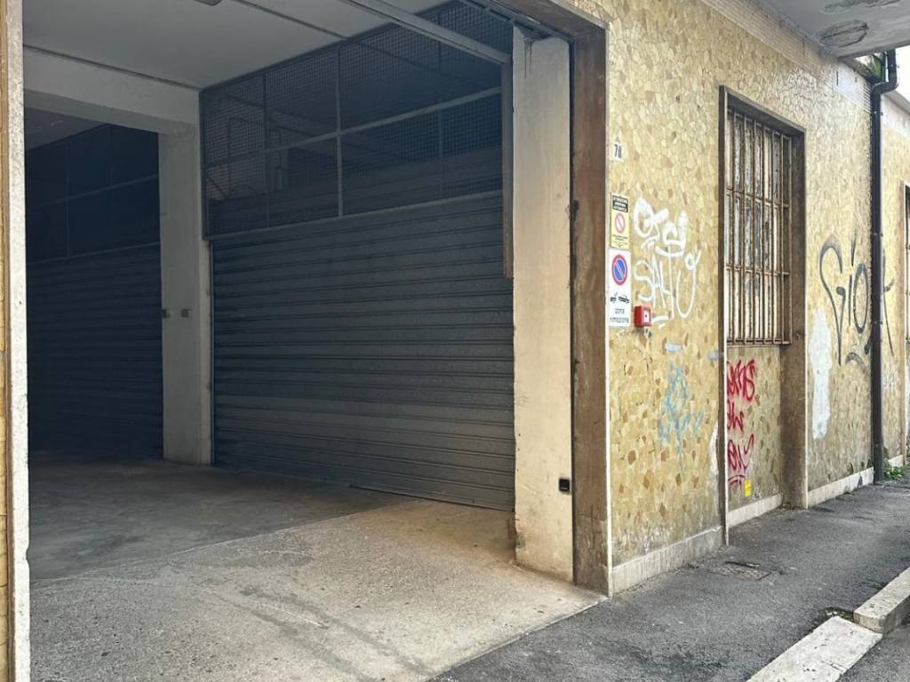 Box / garage a Pescara in Via Trieste, 78 - Foto 2