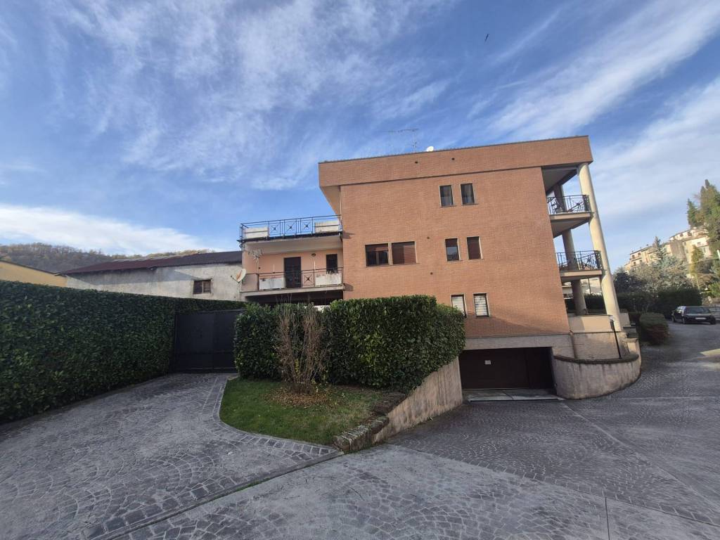 Appartamento a Carsoli in Via Aquila - Foto 3