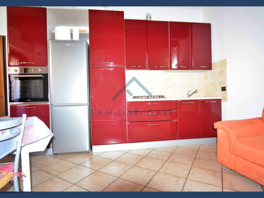 Appartamento a Vergiate in Via Forno Vecchio - Foto 3