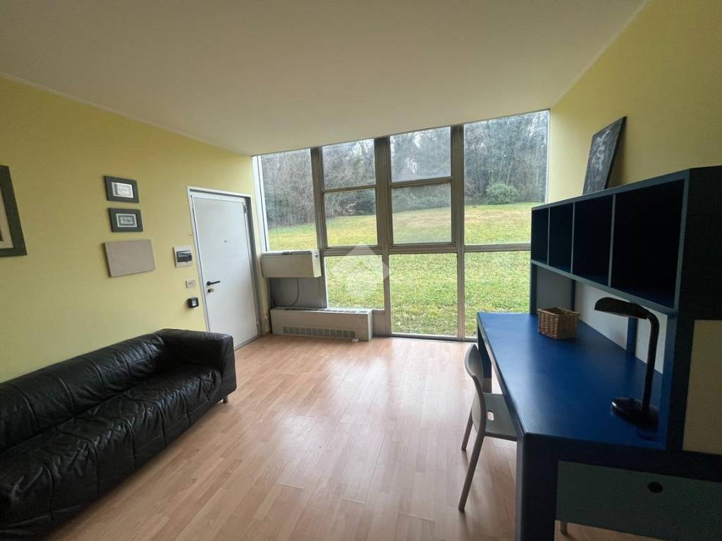 Appartamento a Ivrea in Via Carandini, 6 - Foto 2