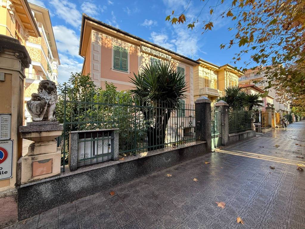 Appartamento a Chiavari in Corso Buenos Aires - Foto 2