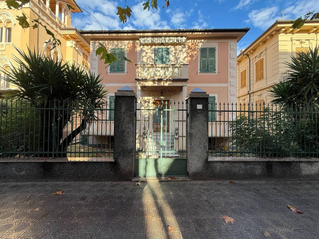 Appartamento a Chiavari in Corso Buenos Aires - Foto 2