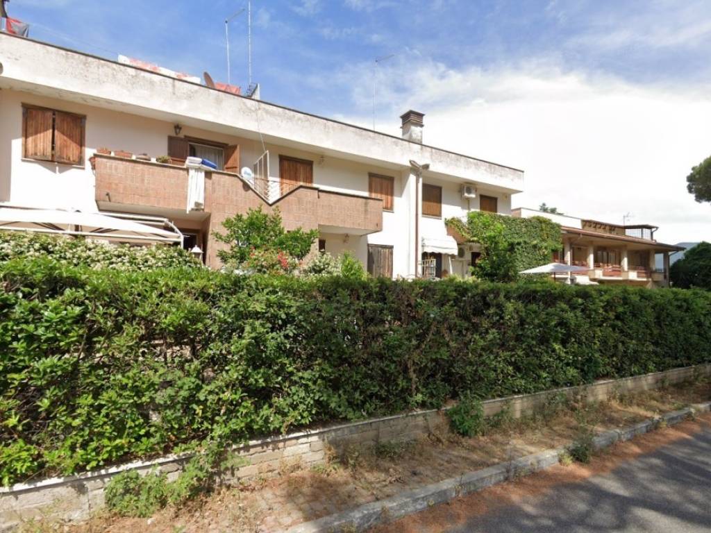 Villetta a schiera a Tivoli in Via Salvador Allende, 20 - Foto 2