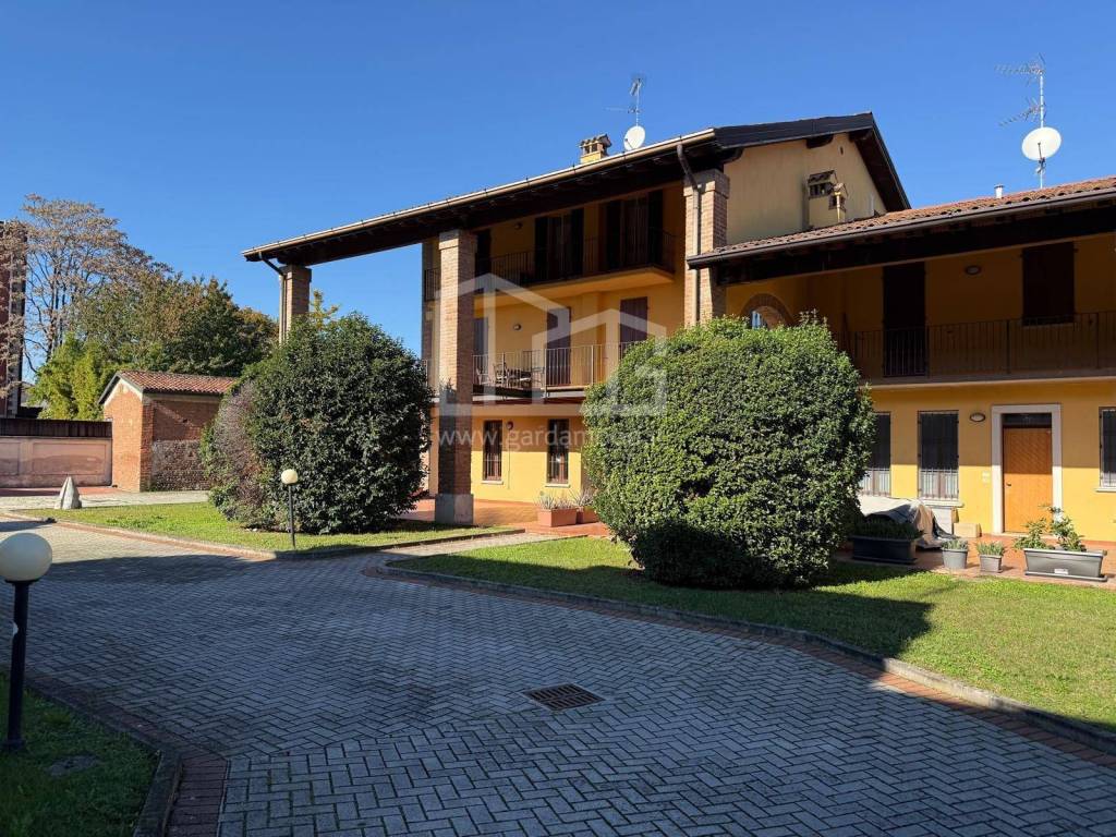 Appartamento a Ghedi in Via Guglielmo Marconi, 14 - Foto 2