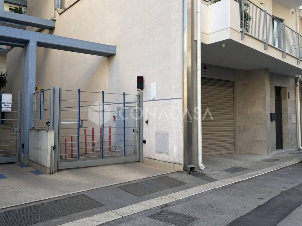 Box / garage a Noicattaro in Via Pesole, 25 - Foto 2