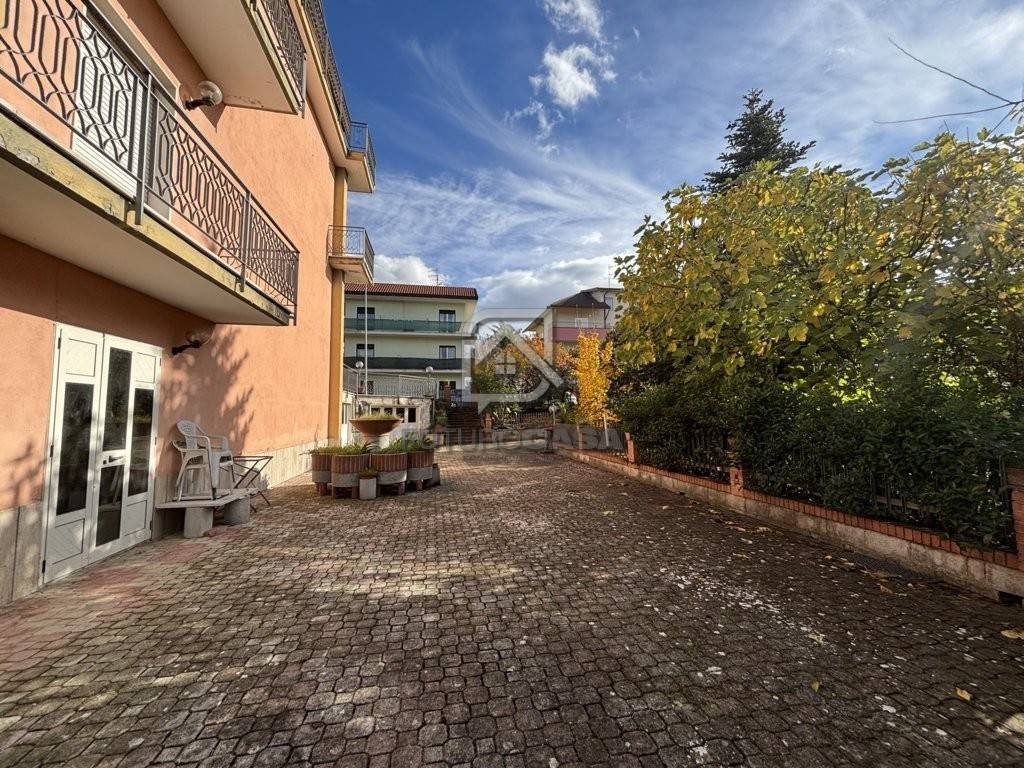 Villa a Apice in Via della Solidarietà, 18 - Foto 3