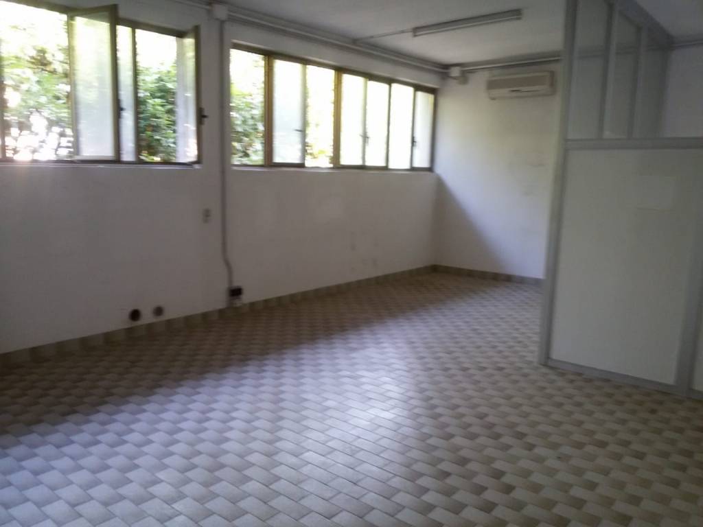 Immobile a Somma lombardo in Via Giuseppe Giusti - Foto 3