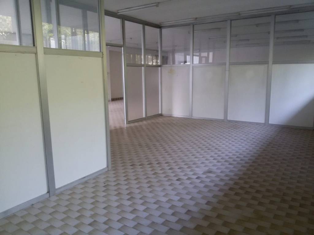 Immobile a Somma lombardo in Via Giuseppe Giusti - Foto 5