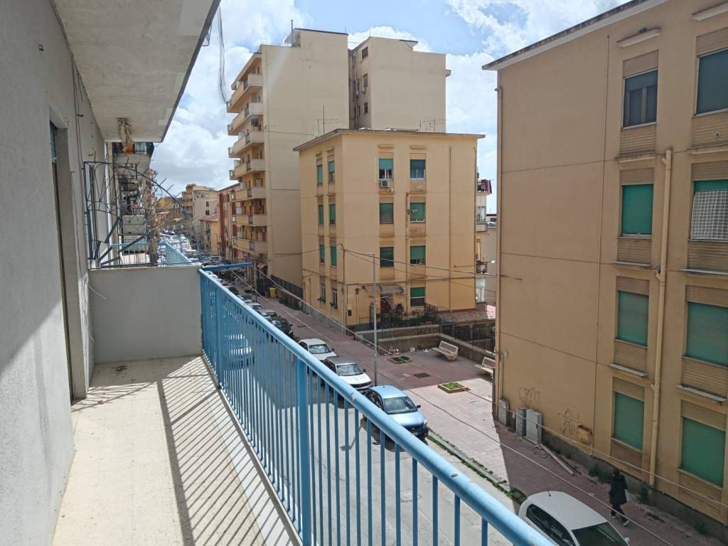 Appartamento a Agrigento in Via Callicratide, 104 - Foto 2