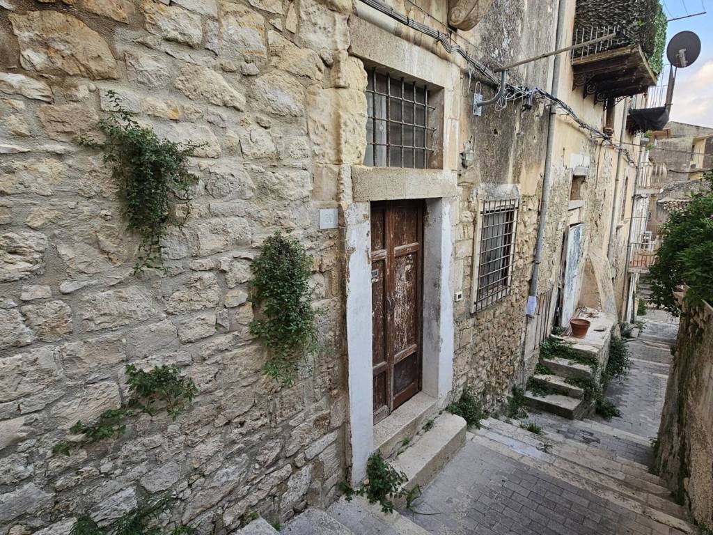 Villa a Modica in Via Linguanti, 20 - Foto 2