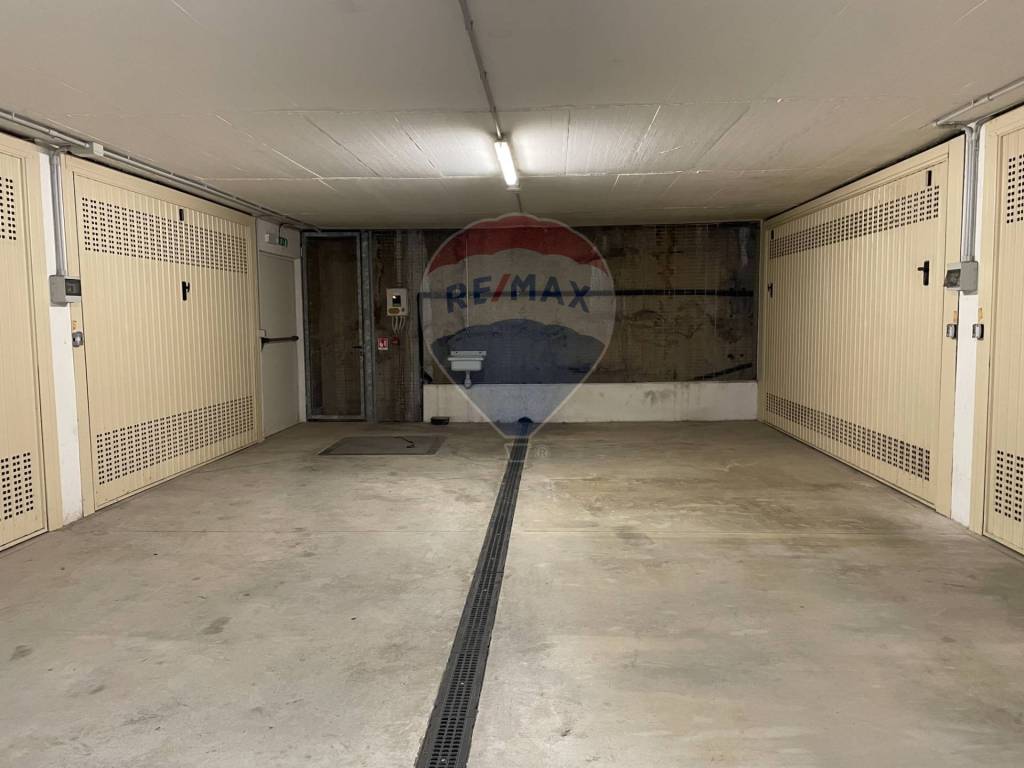 Box / garage a Vado ligure - Foto 3