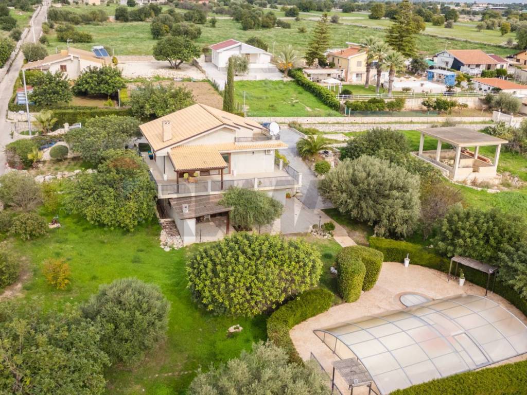 Villa a Modica in C.le Zimmardo Cianciò Tenere di Modica, 9 - Foto 4