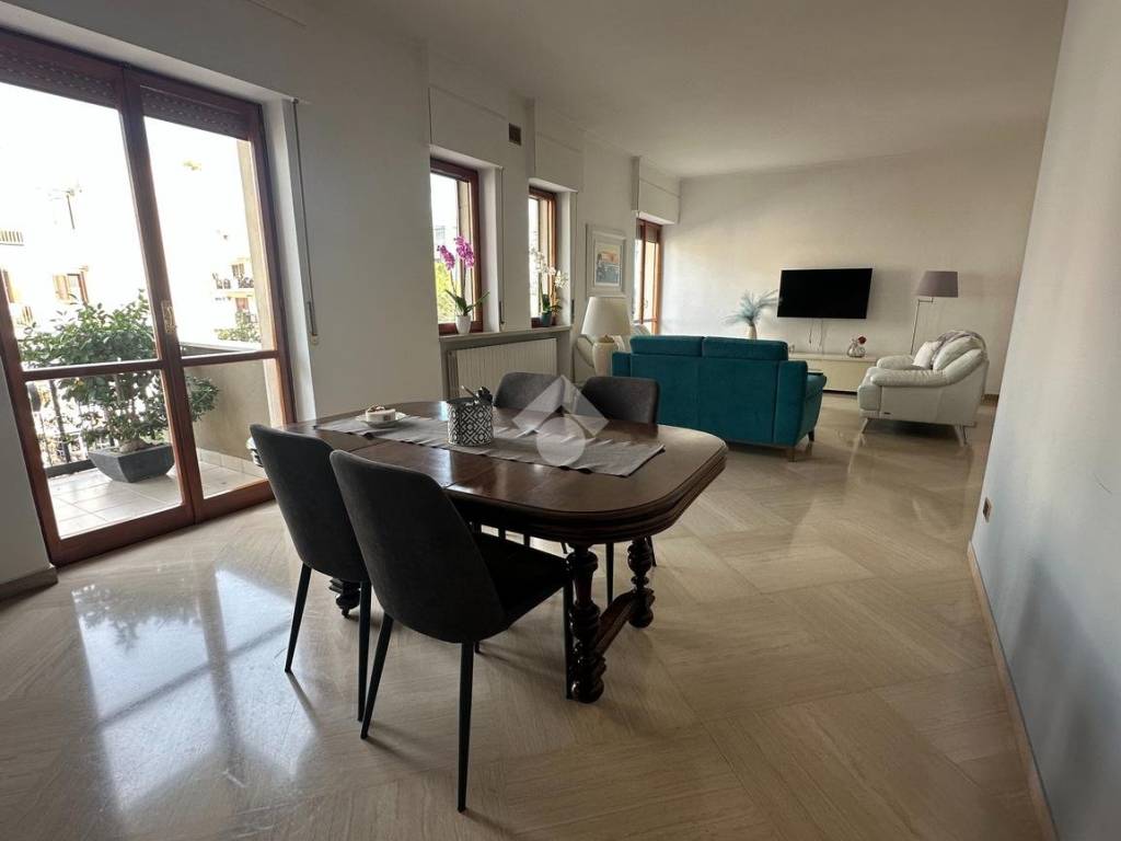Appartamento a Trani in Via Vittorio Malcangi - Foto 3