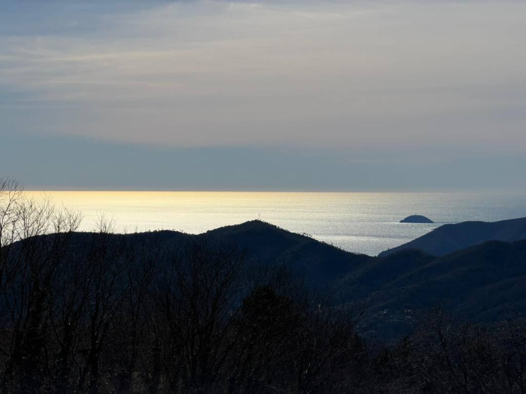 Appartamento a Finale ligure in Via per Gorra, 4 - Foto 2