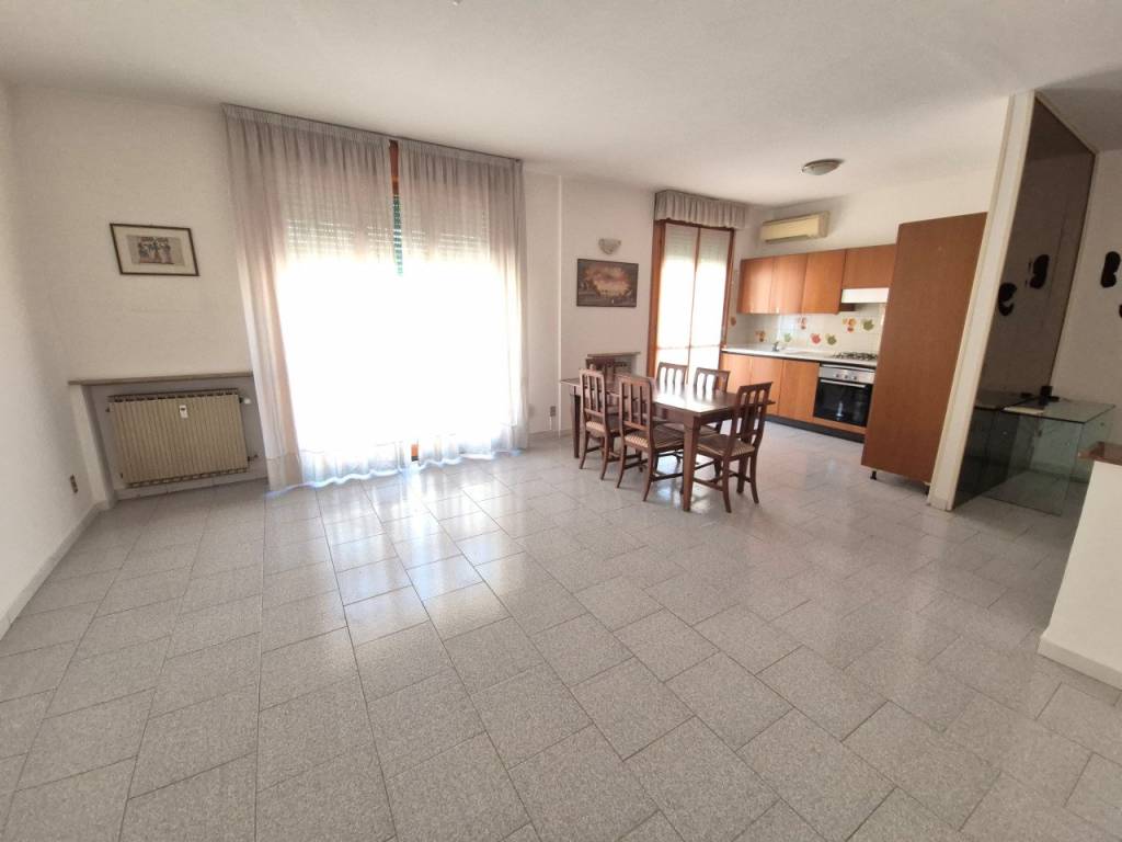 Appartamento a Verona in Via Pietro Cossali - Foto 5