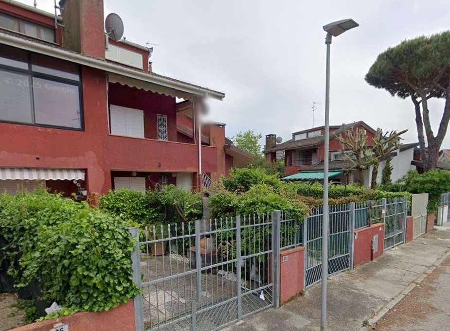 Casa indipendente a Comacchio in viale Equador, 18 - Foto 4