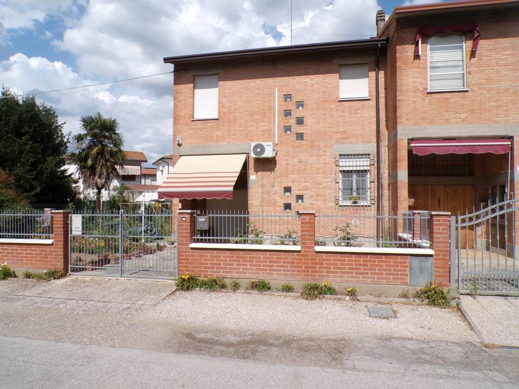 Villetta a schiera a Fiscaglia in Via Quasimodo, 2 - Foto 4