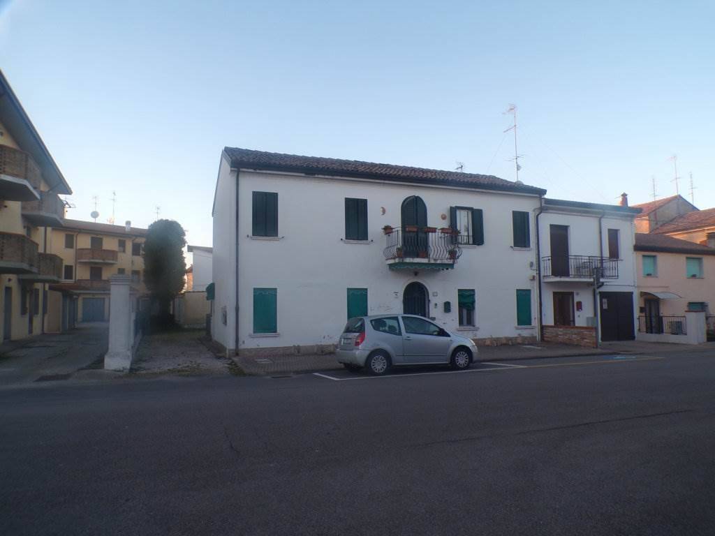 Immobile a Fiscaglia in Via Estense , 17 - Foto 2