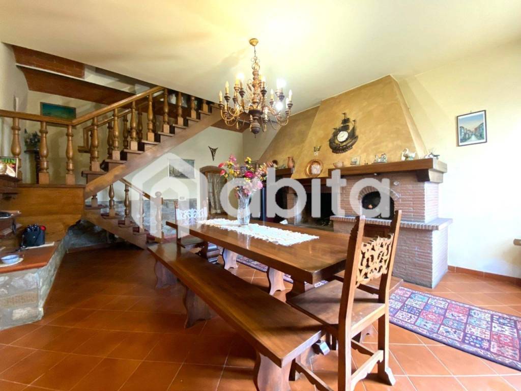 Rustico / casale a Bucine in LOCALITà POGGIANO - Foto 3