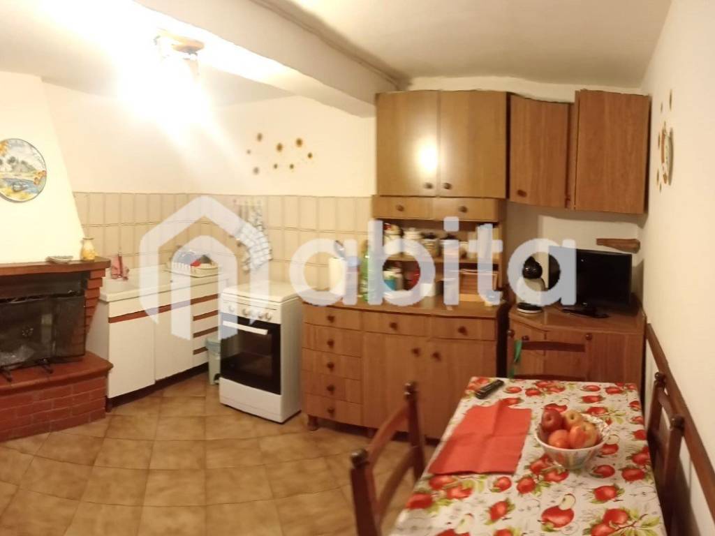 Appartamento a Loro ciuffenna in VIA D'OLIVETO - Foto 2
