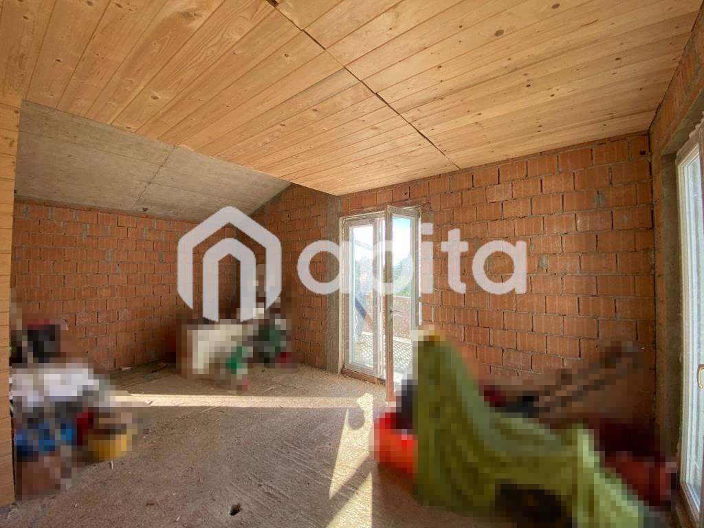 Villa a Loro ciuffenna in STRADA PROVINCIALE SETTEPONTI - Foto 4