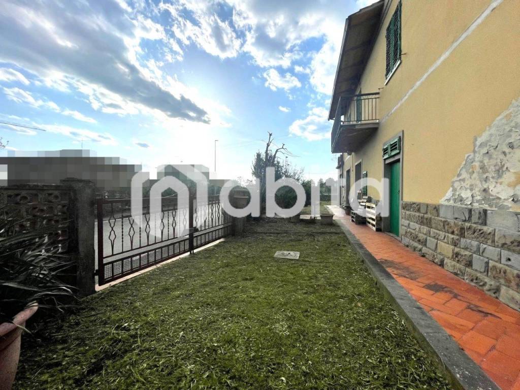 Villa a Loro ciuffenna in VIA MARCONI - Foto 4