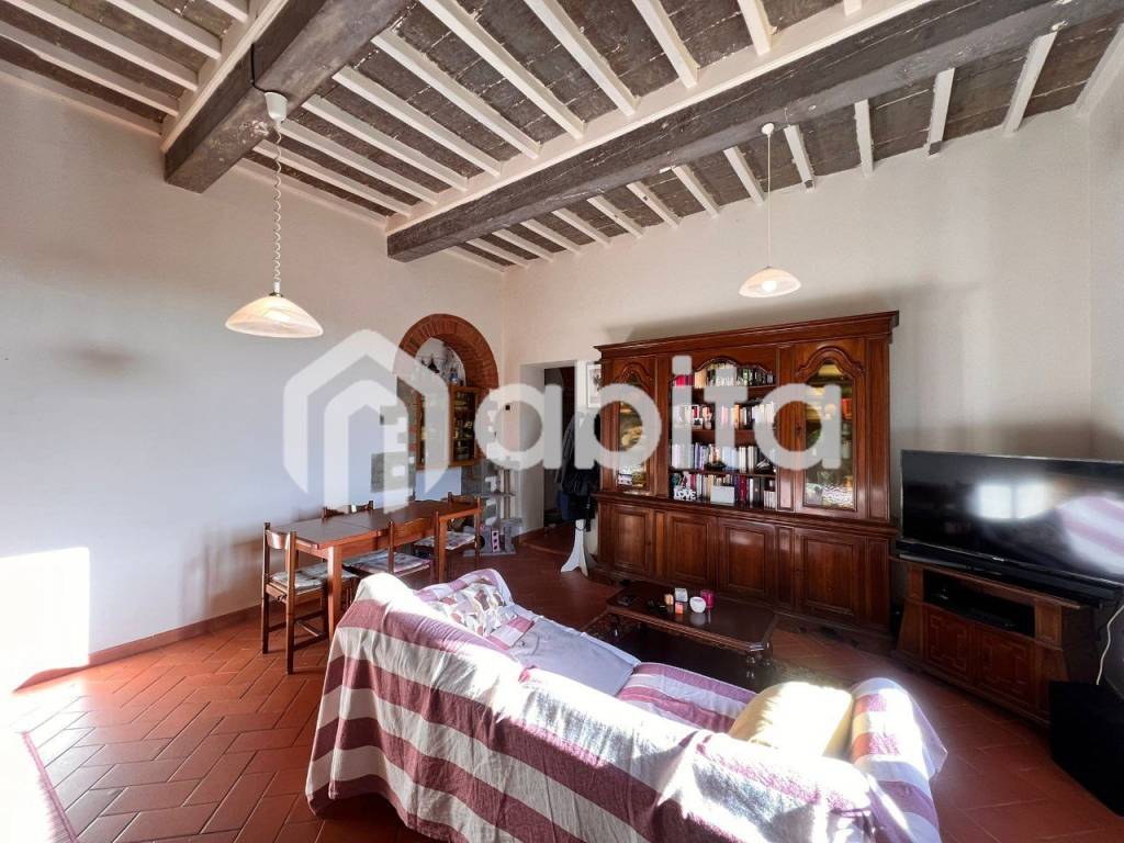 Appartamento a Loro ciuffenna in via roma - Foto 3