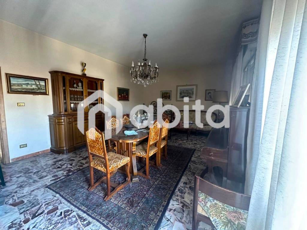 Appartamento a Montevarchi in Via Respighi - Foto 3