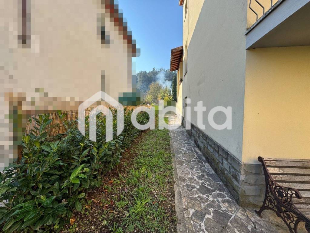 Villa a Montevarchi in VIA PACINOTTI - Foto 3