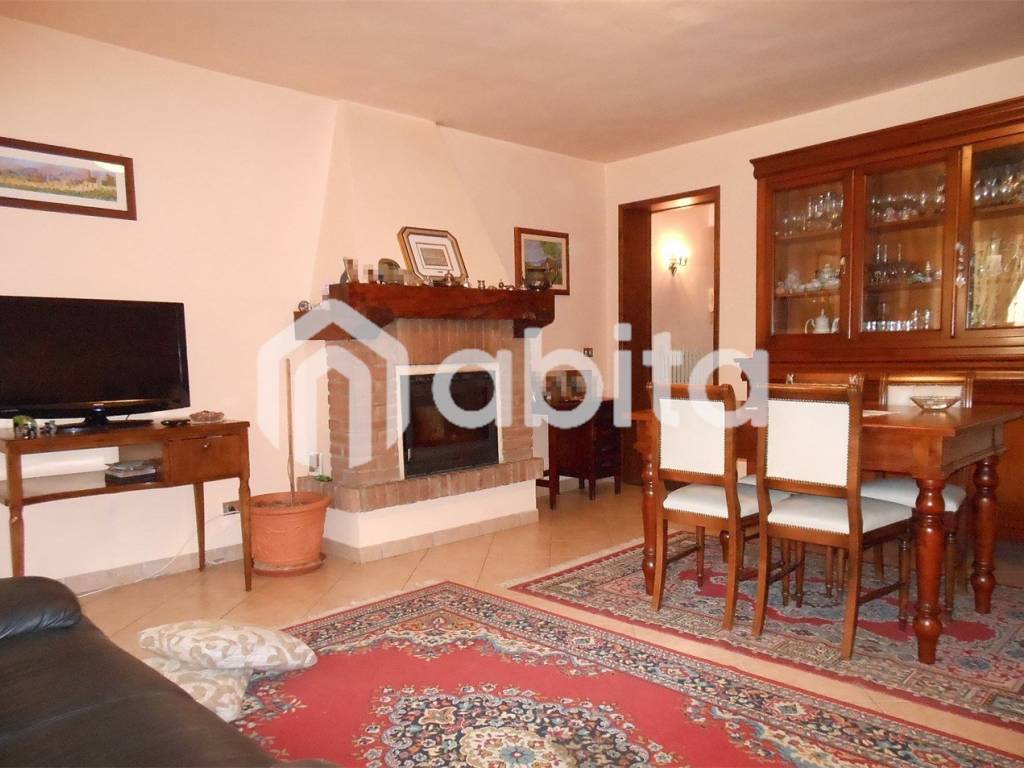 Villa a Terranuova bracciolini in PIAZZALE TRENTO - Foto 4