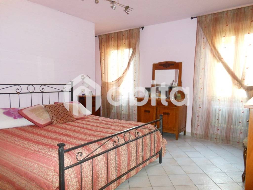 Villa a Terranuova bracciolini in PIAZZALE TRENTO - Foto 5